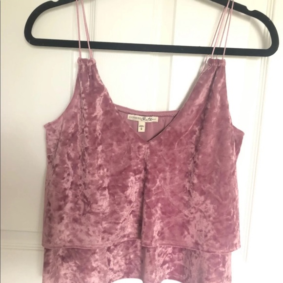 NWOT express pink velvet crop top tank - Picture 2 of 4